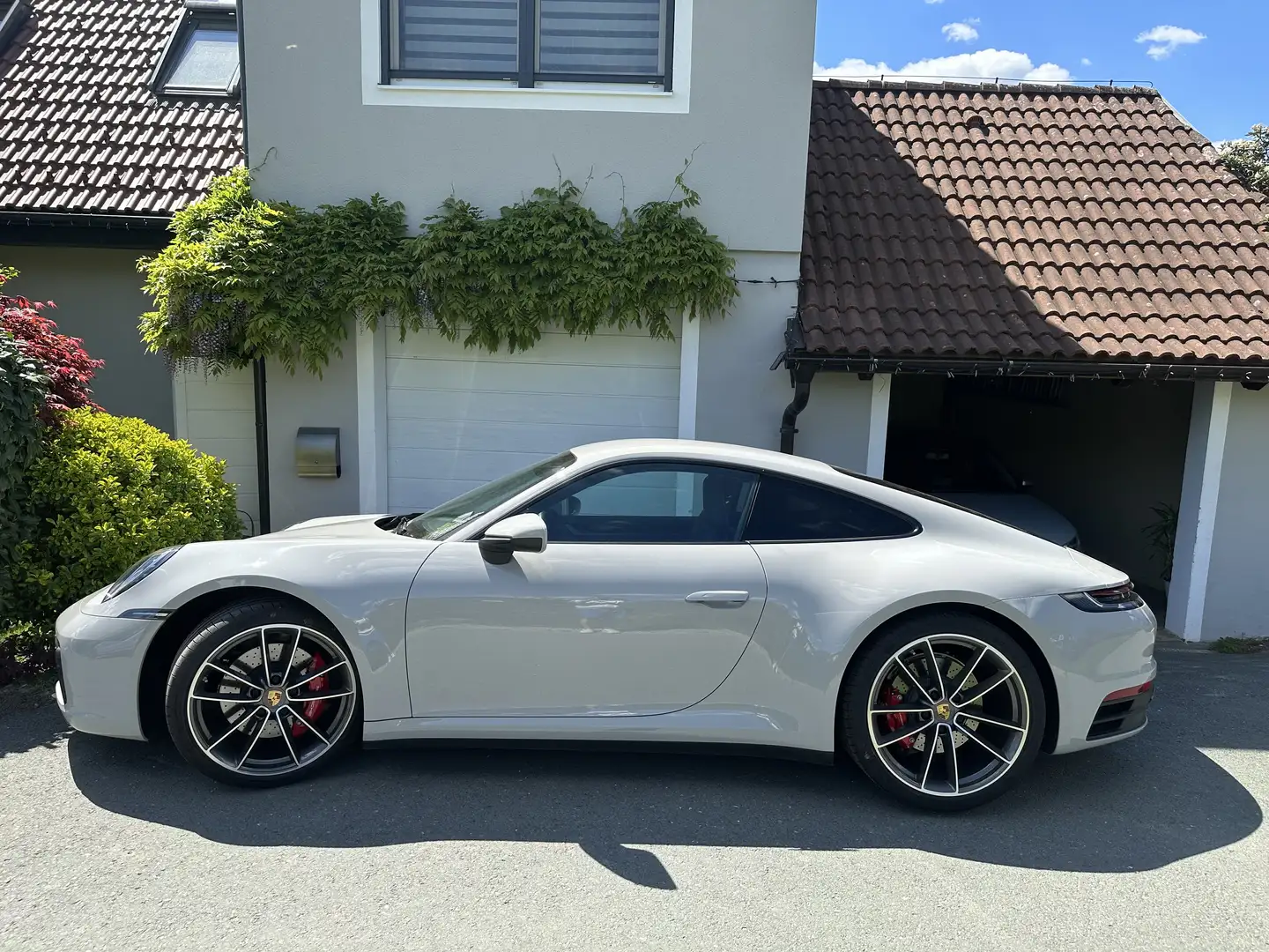 Porsche 992 911 Carrera Coupe S PDK S Grau - 1