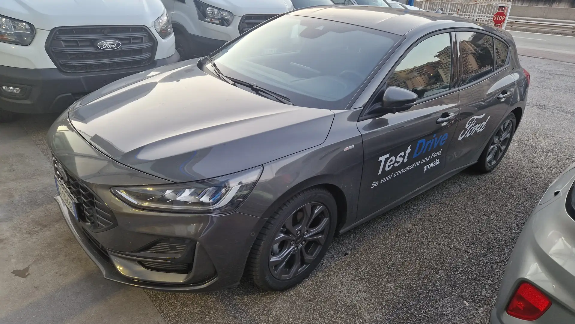 Ford Focus Focus 1.5 ecoblue ST-Line X 115cv auto Grigio - 2