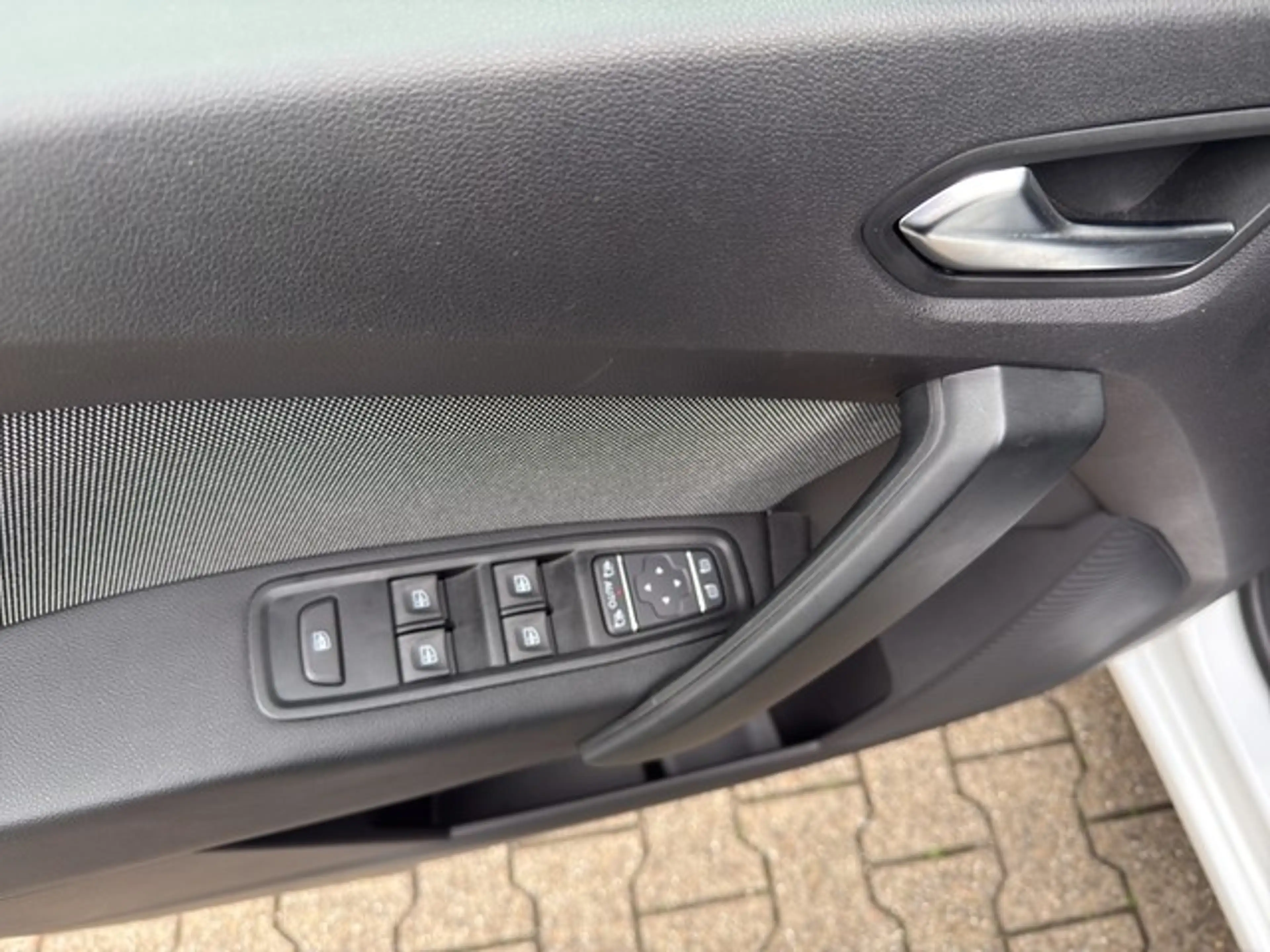 Nissan Townstar Kombi (01.2022->) L1 N-Design — photo 14