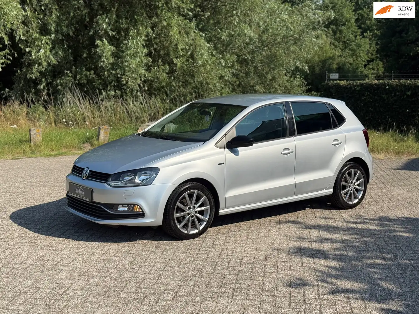 Volkswagen Polo 1.2 TSI Highline SPORT I 1E EIG I PDC I CLIMA I CR Zilver - 1