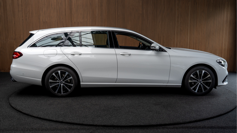 Mercedes-Benz E 300 Estate e Panodak HUD Burmester Leer 360° Memory se — photo 7
