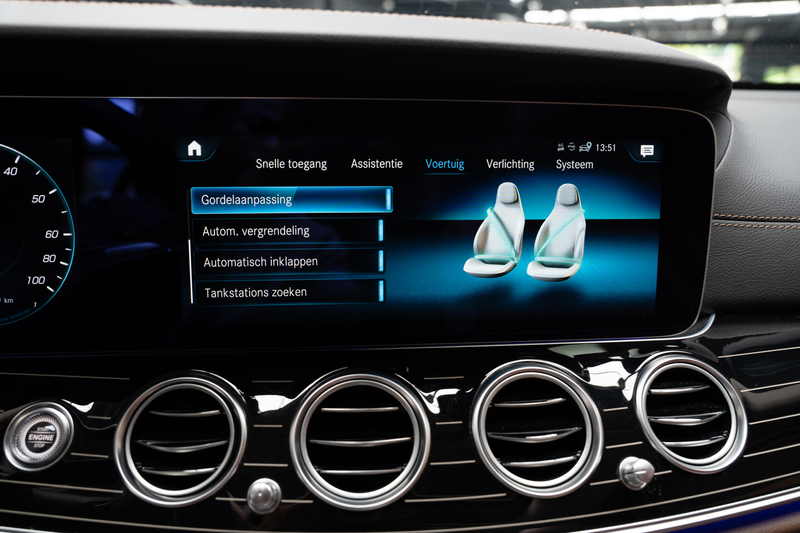 Mercedes-Benz E 300 Estate e Panodak HUD Burmester Leer 360° Memory se — photo 17