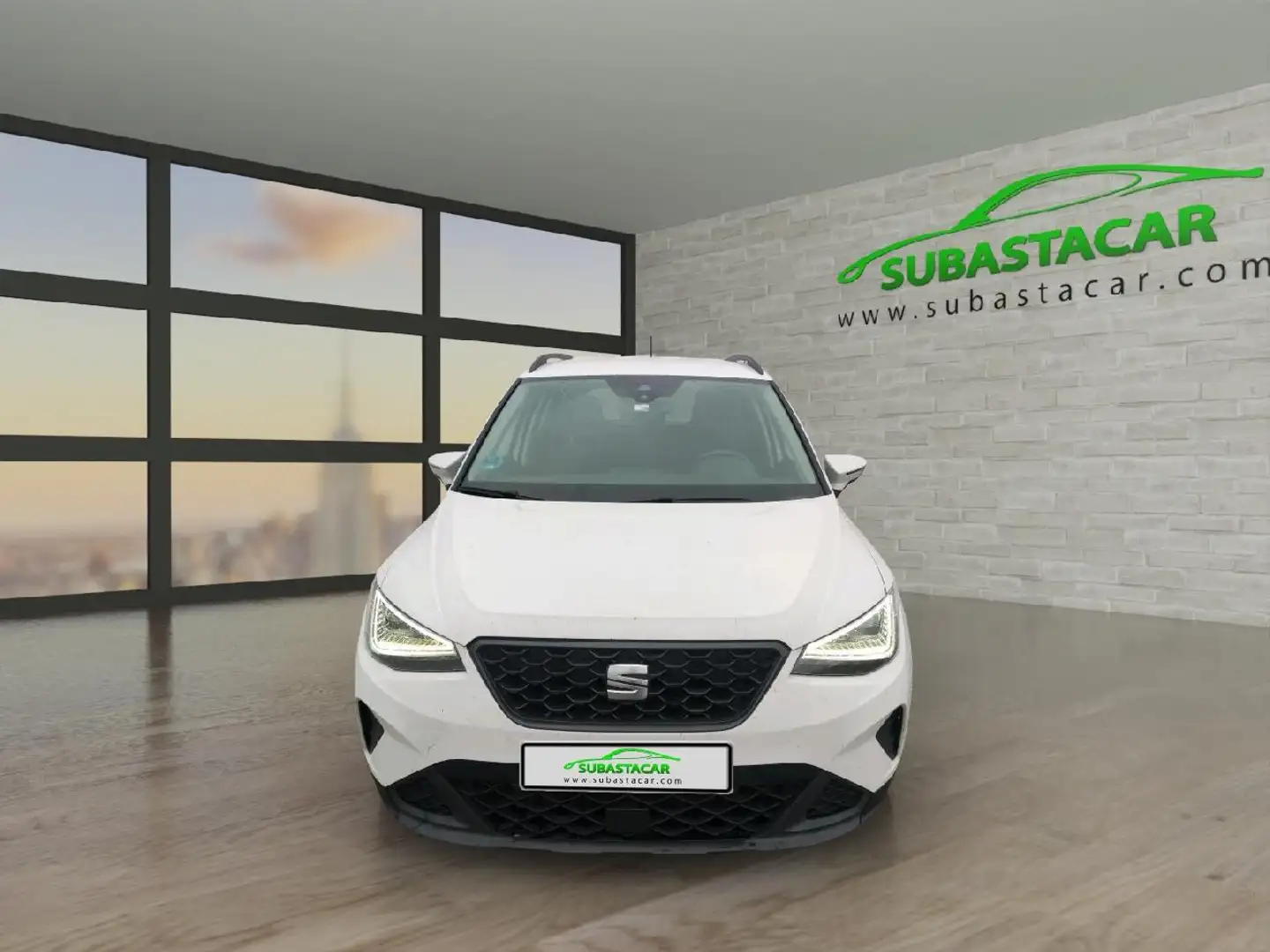SEAT Arona 1.0 TSI 81 kW (110 CV) Style 5P Manual Bianco - 2