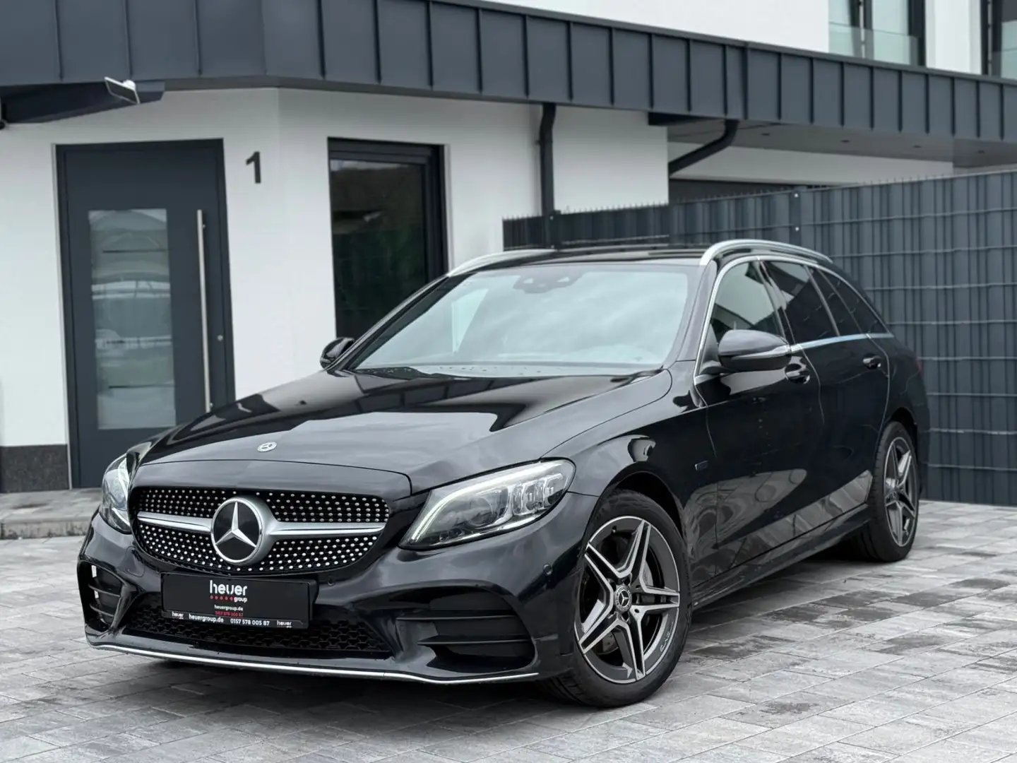Mercedes-Benz C 300 C Klasse 300e T-Modell/AMG/VIRTUELL/AMBIENTE/LED Schwarz - 1