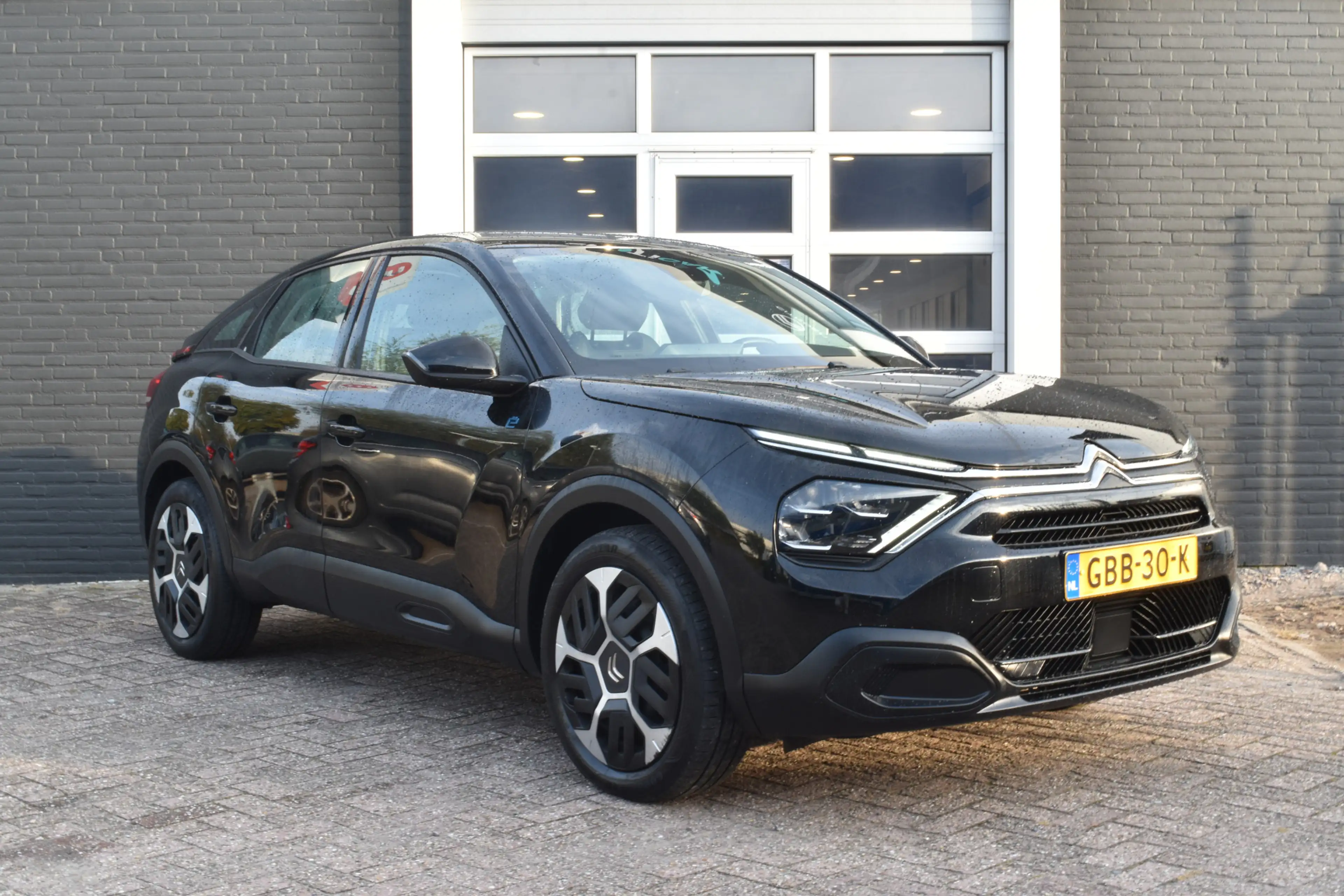 Citroen E-C4 Electric You 50 kWh — photo 3
