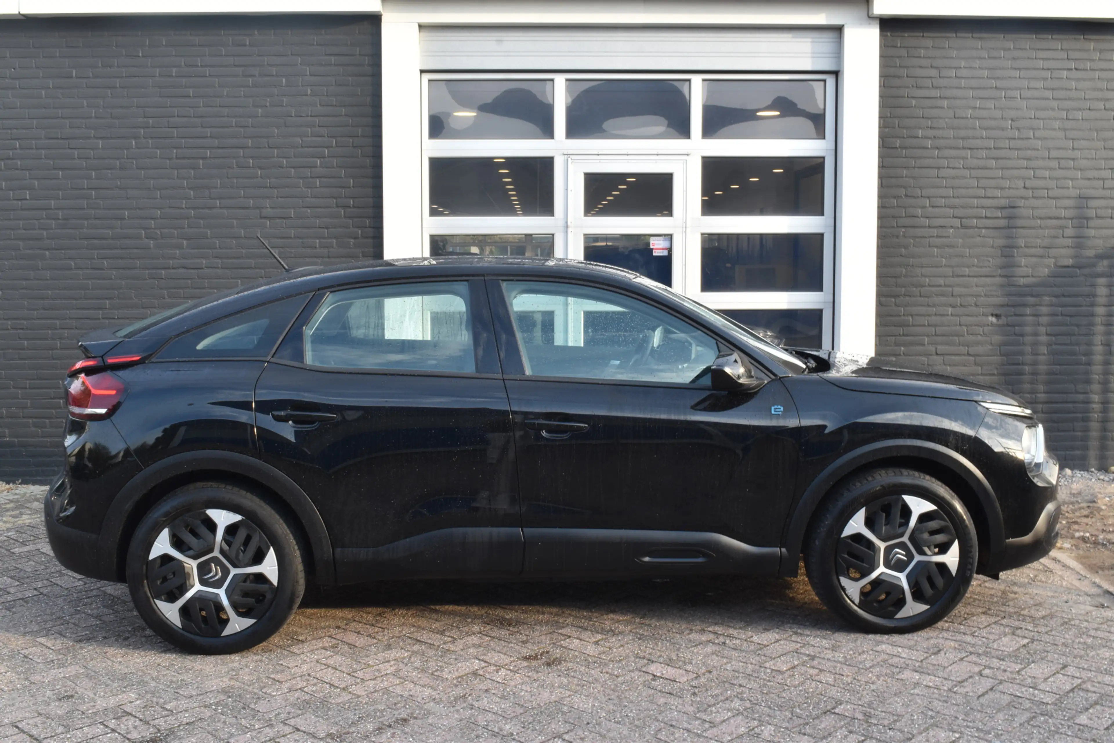 Citroen E-C4 Electric You 50 kWh — photo 4