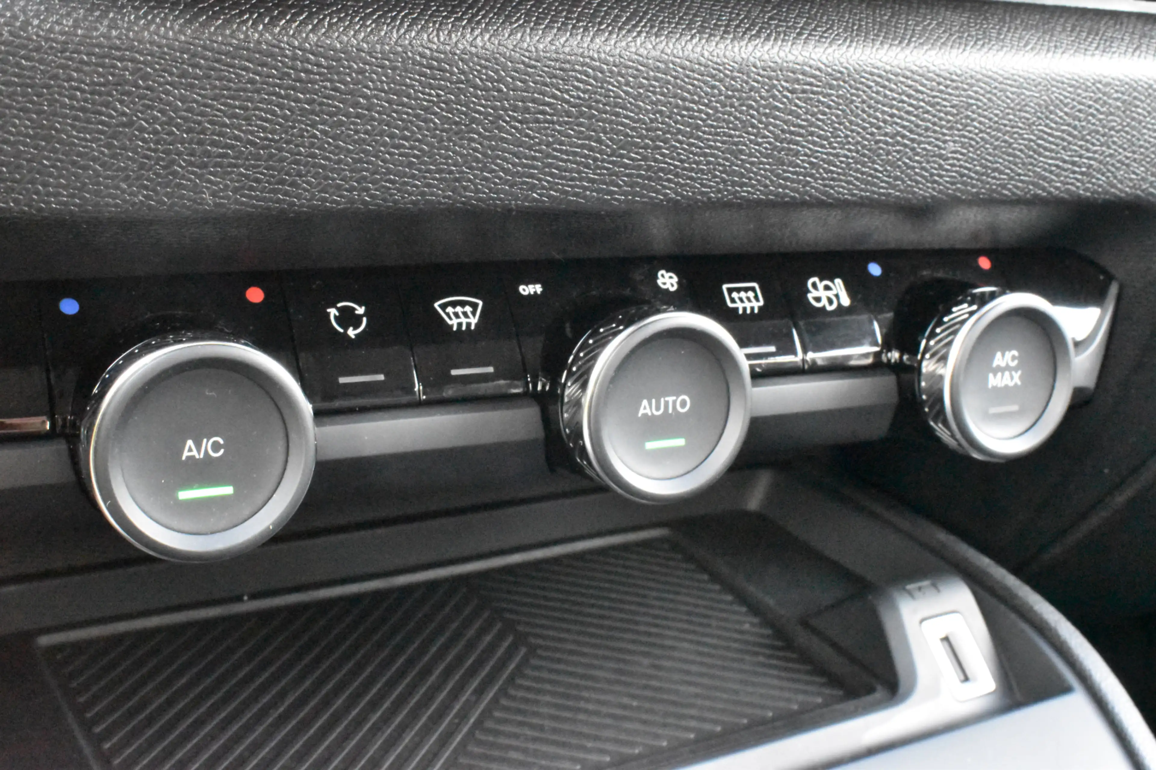 Citroen E-C4 Electric You 50 kWh — photo 8