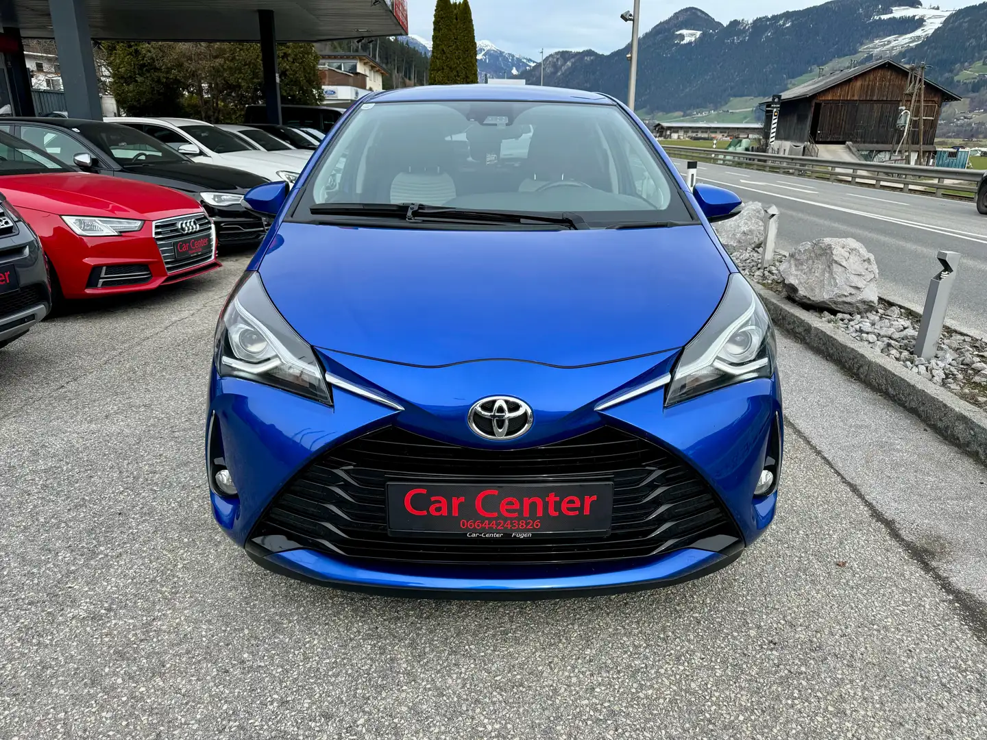 Toyota Yaris 1,0 VVT-i Active Erstbesitz Blau - 2