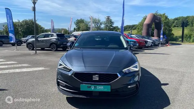 Seat Leon view 2