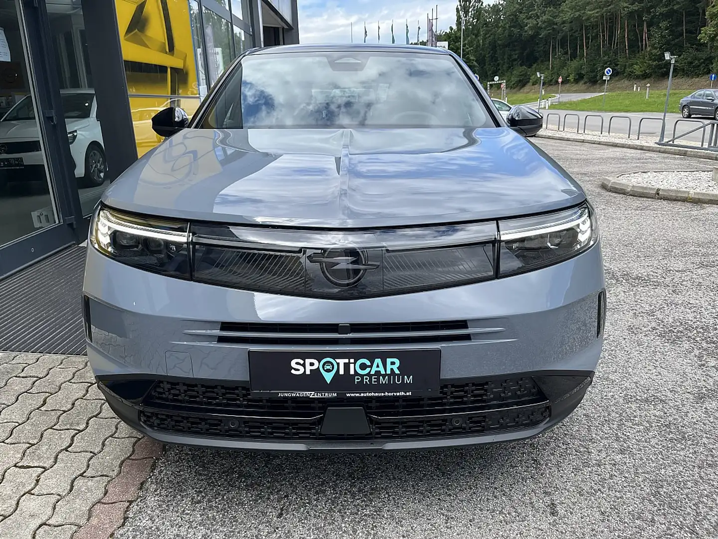 Opel Grandland 1.2 MHEV GS Aut.!LEDMATRIX,PANO,FOCAL,AHV,VOLL! Grau - 2