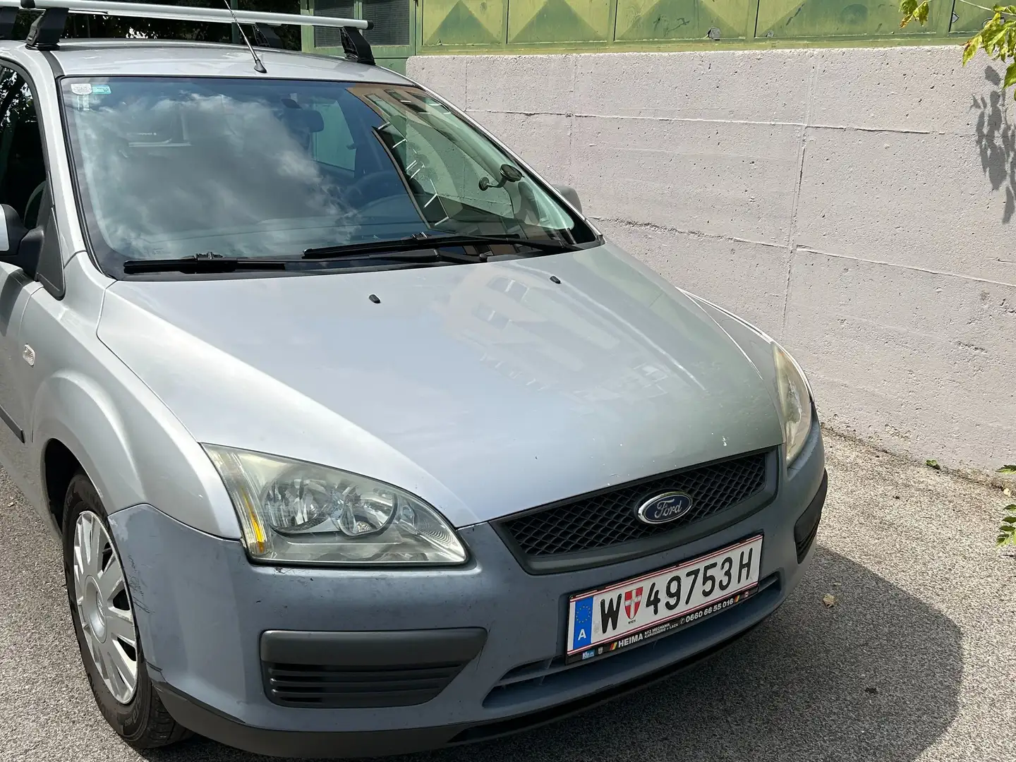 Ford Focus Focus Traveller Trend 1,6 TDCi Trend Silber - 2