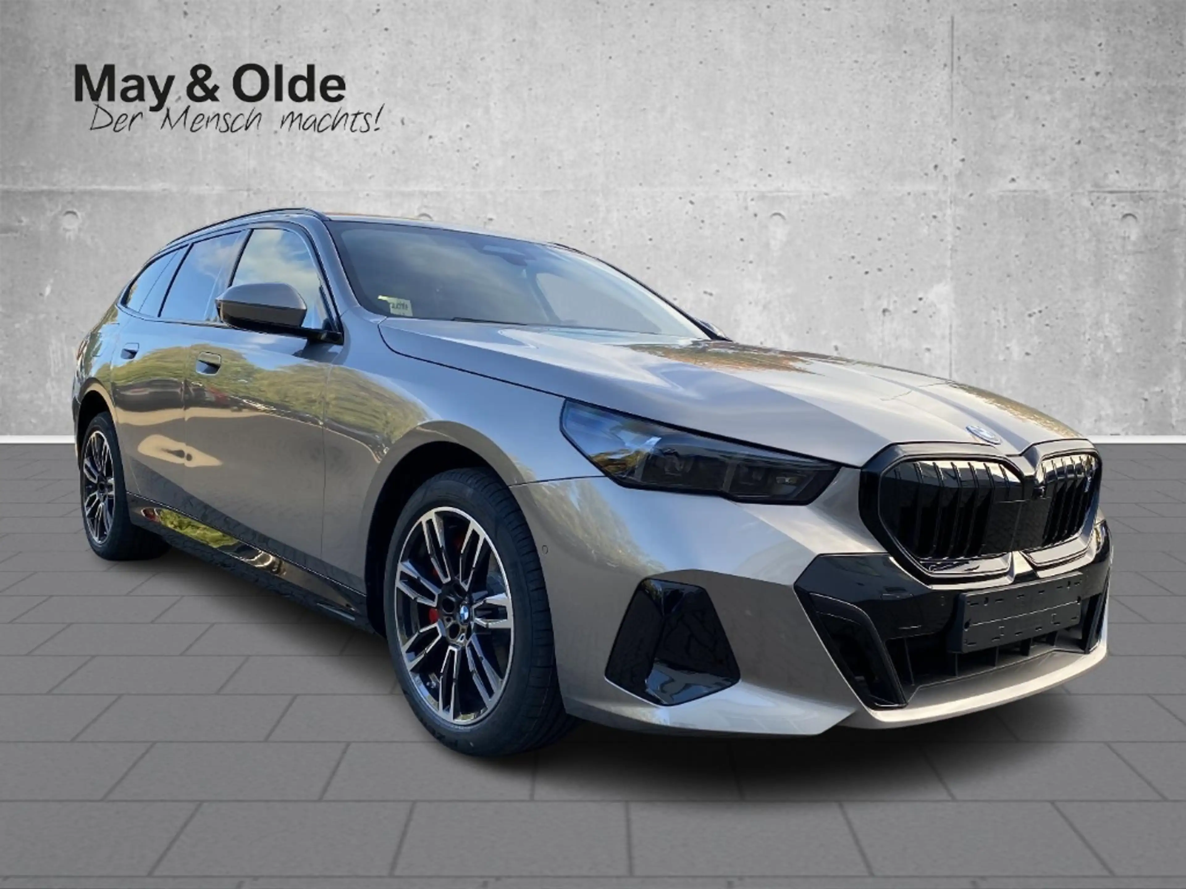 BMW i5 xDrive 40 Touring Sportpaket HUD AD AHK-klappbar P — photo 4