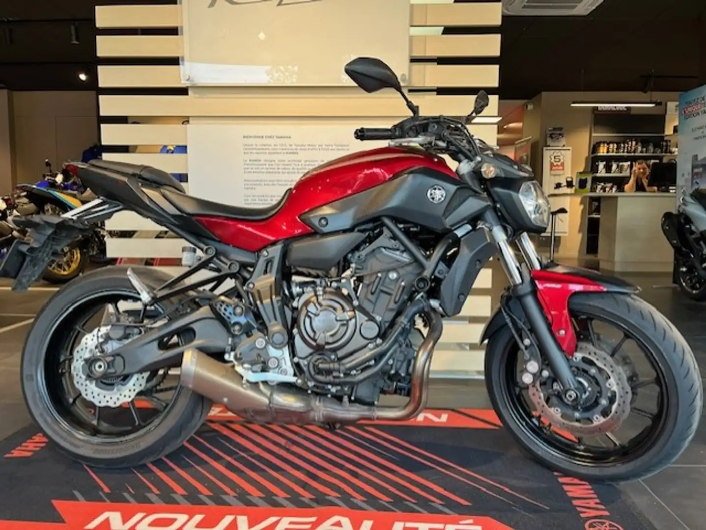 Yamaha MT-07 - 2