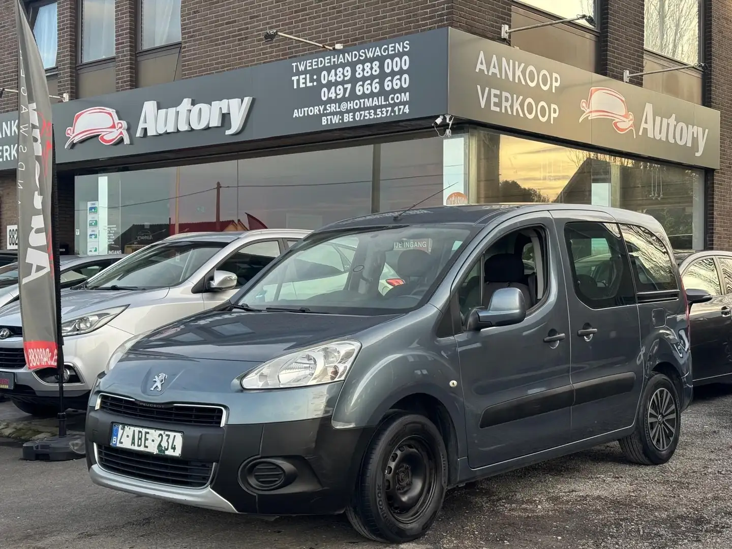 Peugeot Partner Partner Tepee 1.6 HDi Gris - 1