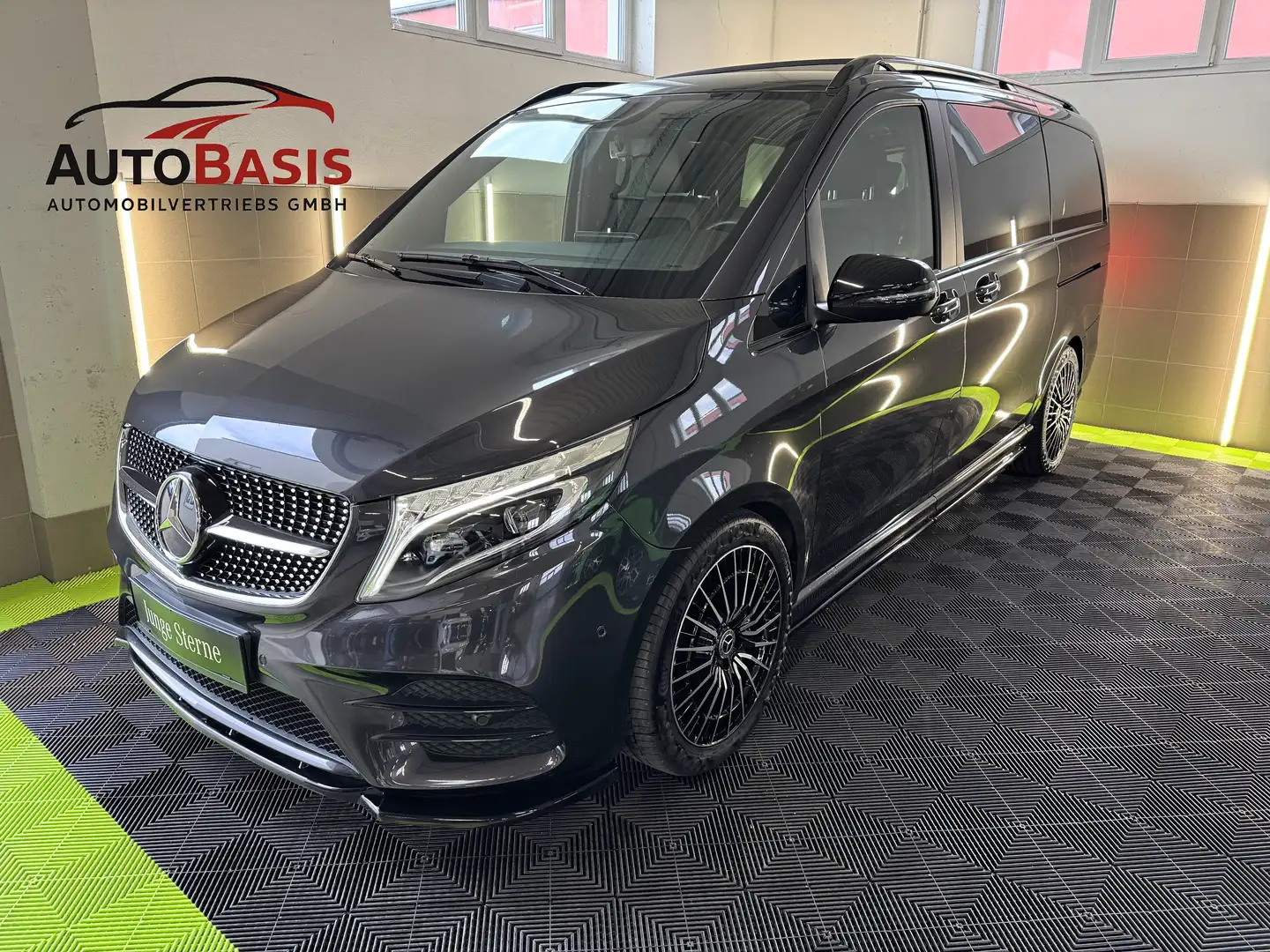 Mercedes-Benz V 300 V300d 4MATIC lang VIP-Sitze/AMG/Airmatic/Pano/AHK Grau - 1