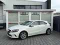 Mercedes-Benz A 180 Urban/NAVI/KAMERA/LED/SITZHEIZUNG/MFL/2HND Wit - thumbnail 1