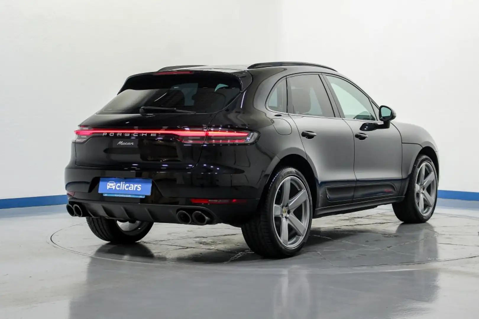 Porsche Macan Aut. Negro - 2