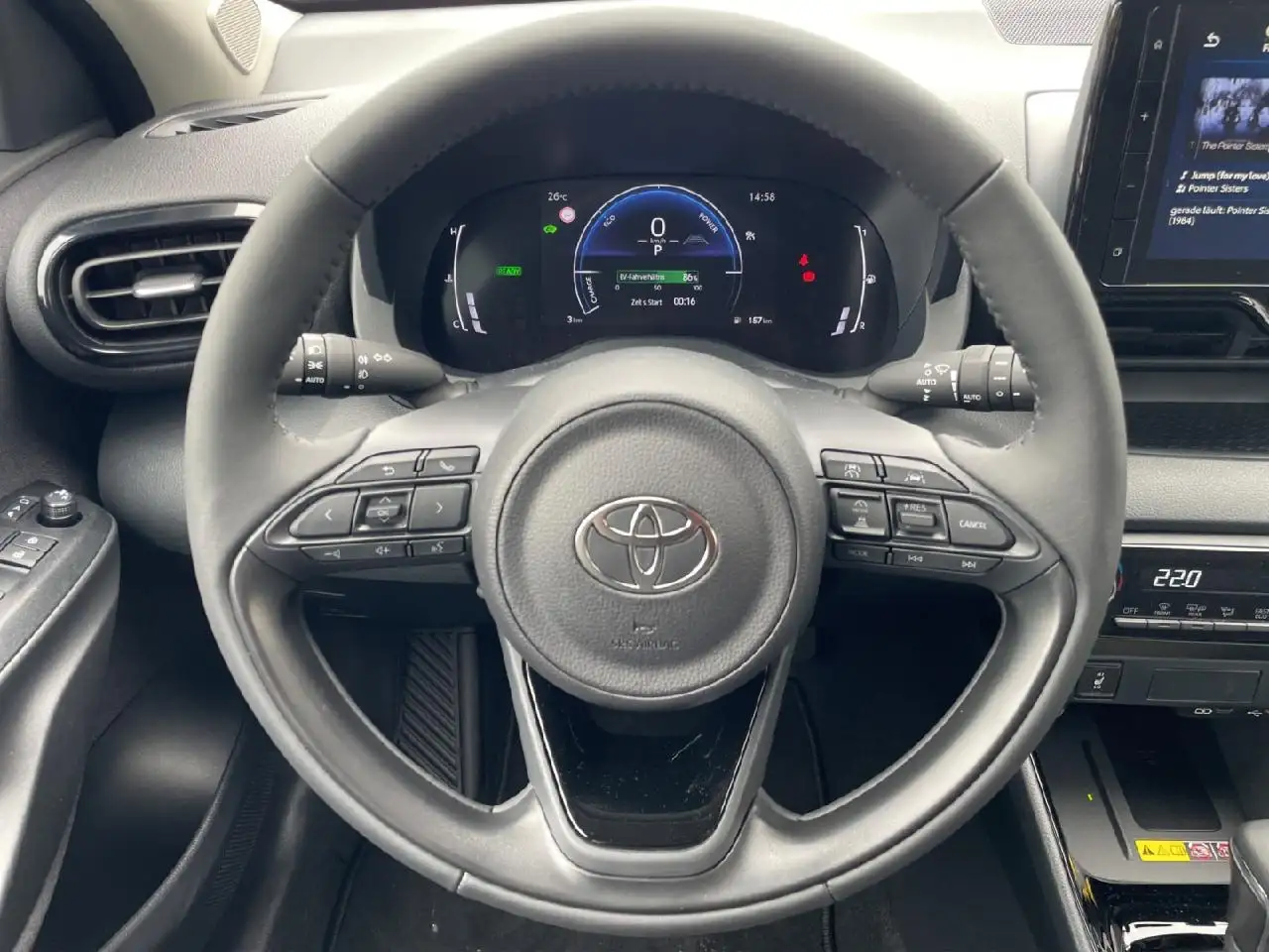 Toyota Yaris 2026 — фото 11