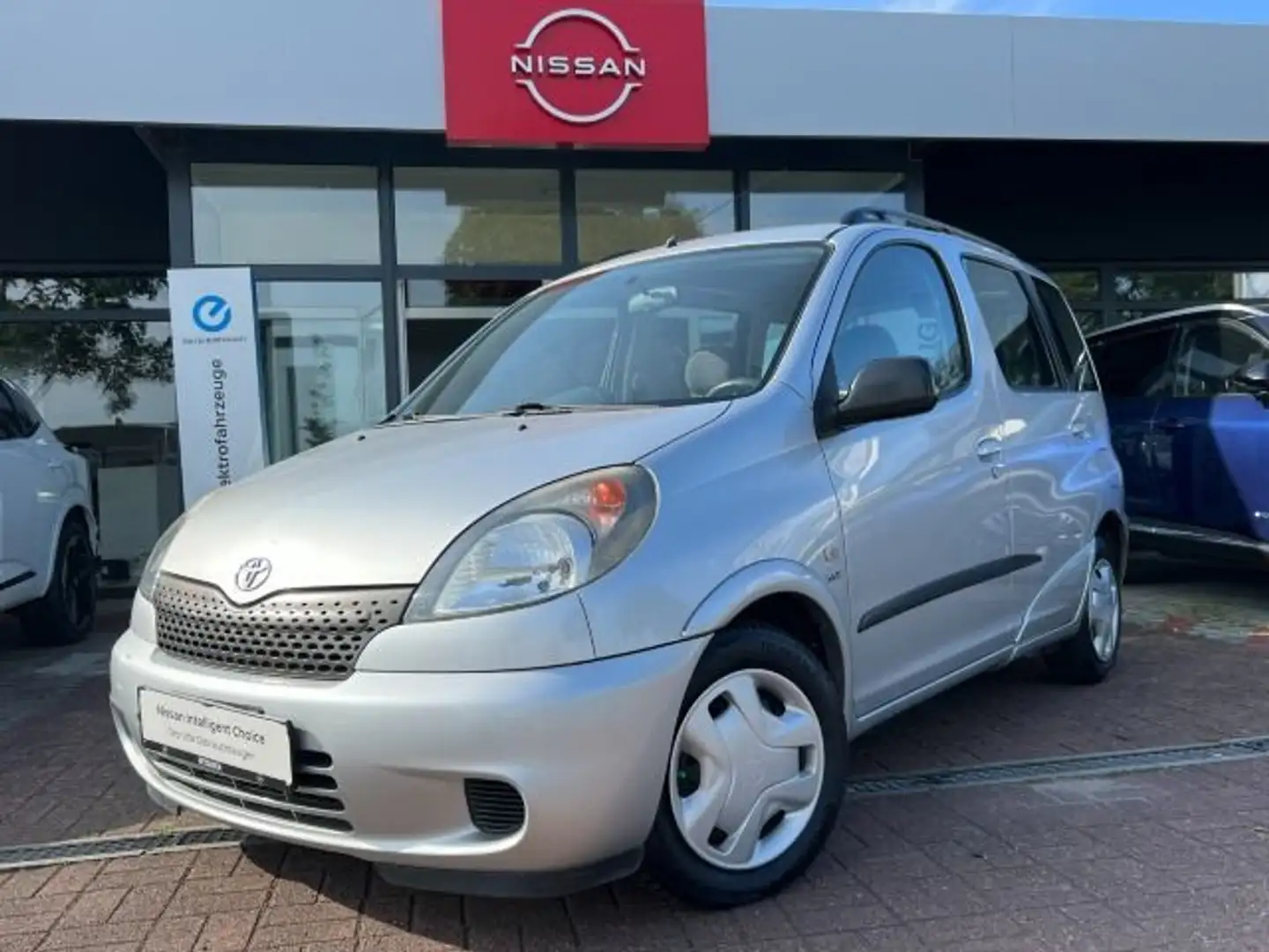 Toyota Yaris Verso 1.3 Sol *nur 119.600 km* TOP CAR* Silber - 2