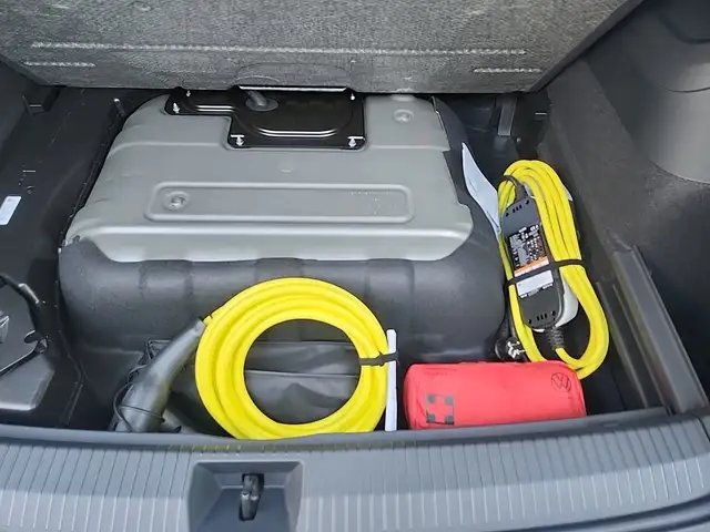 Volkswagen Tiguan Sport eHybrid DSG 150 kW Ansicht 30