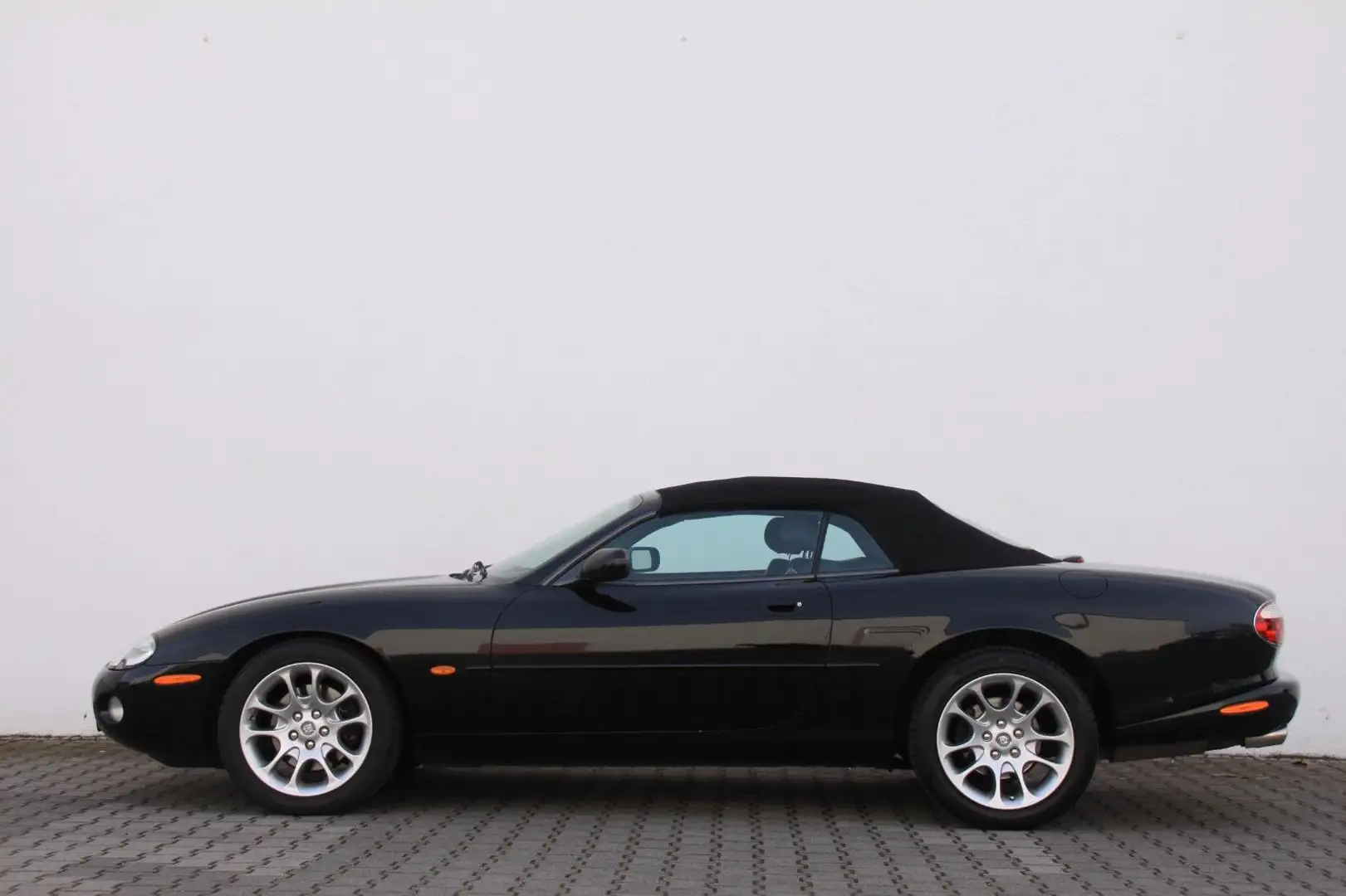Jaguar XKR Cabriolet 2 Jahre Garantie Noir - 2