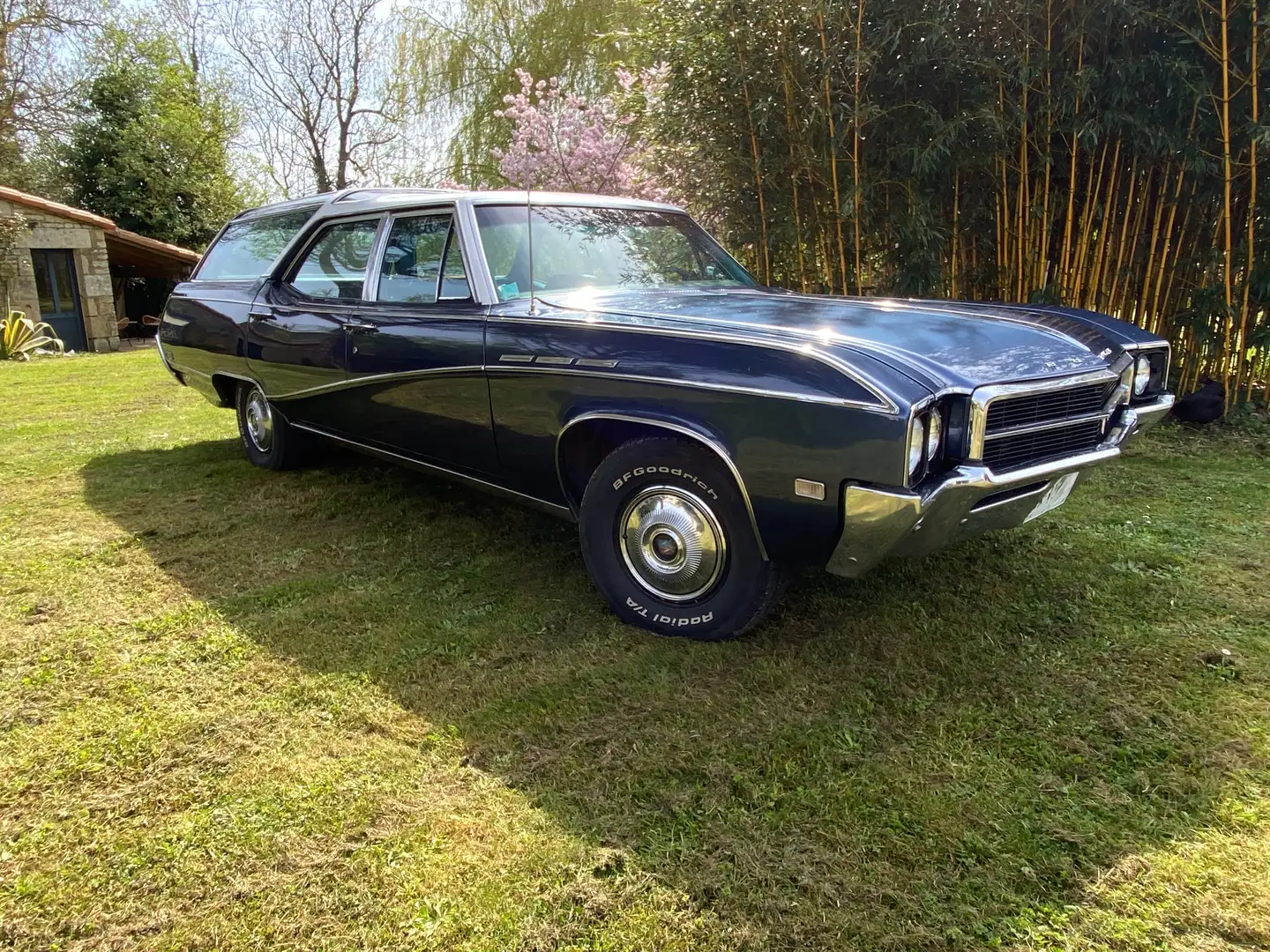 Buick sport wagon Bleu - 1