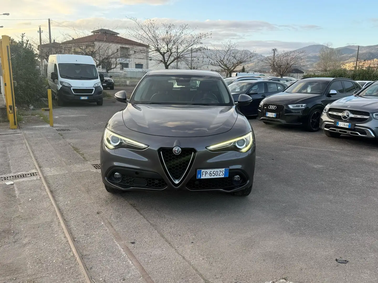 Alfa Romeo Stelvio Stelvio 2.2 t Executive Q4 210cv auto Gris - 1