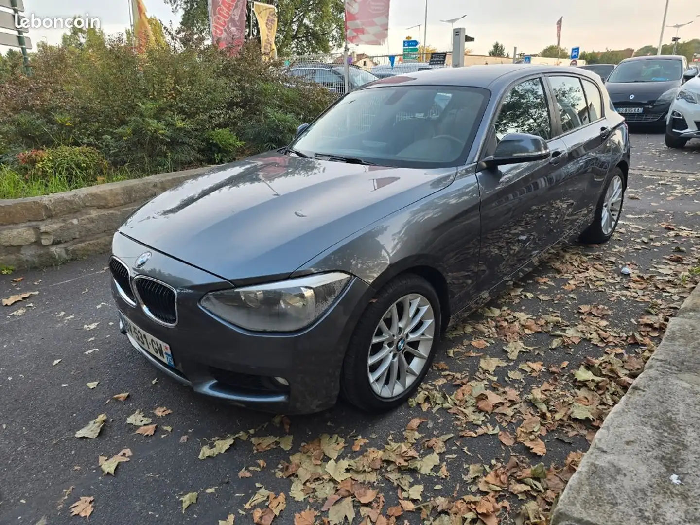 BMW 118 118d 143ch Boite Auto GARANTIE Gris - 1