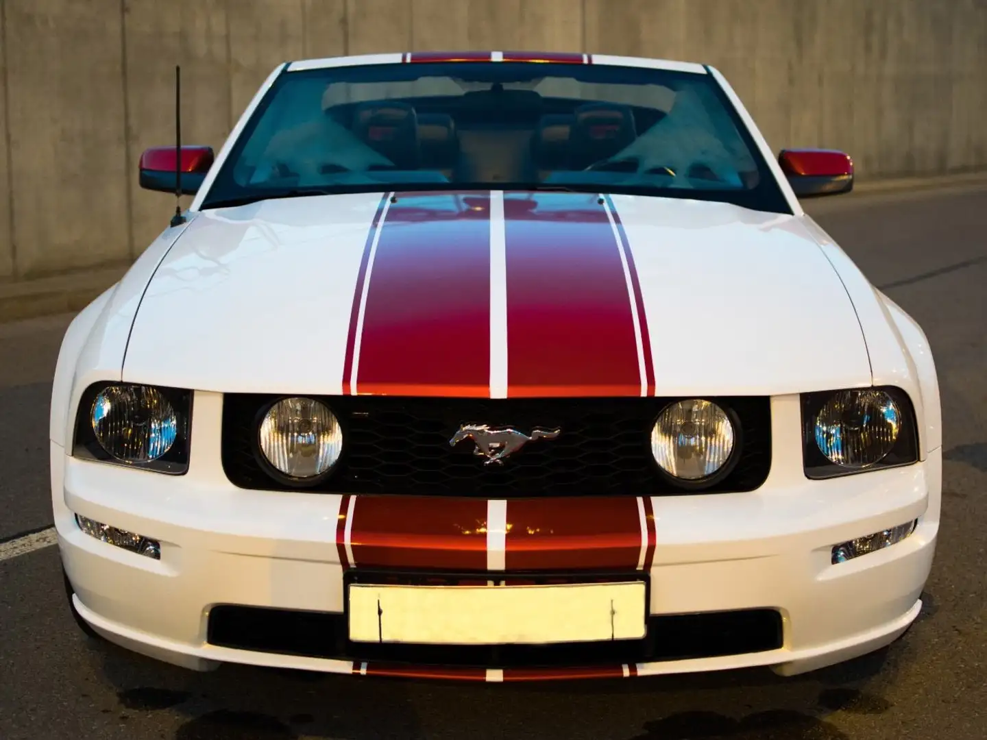 Ford Mustang 4.6 V8 GT Cabriolet Youngtimer Weiß - 1