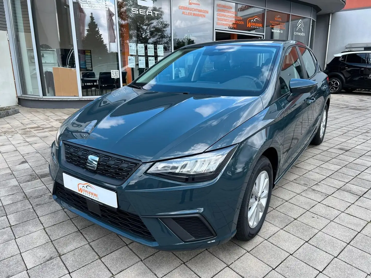 SEAT Ibiza 1.0 MPI 80PS Style Winterpaket FULL-LINK Blau - 1