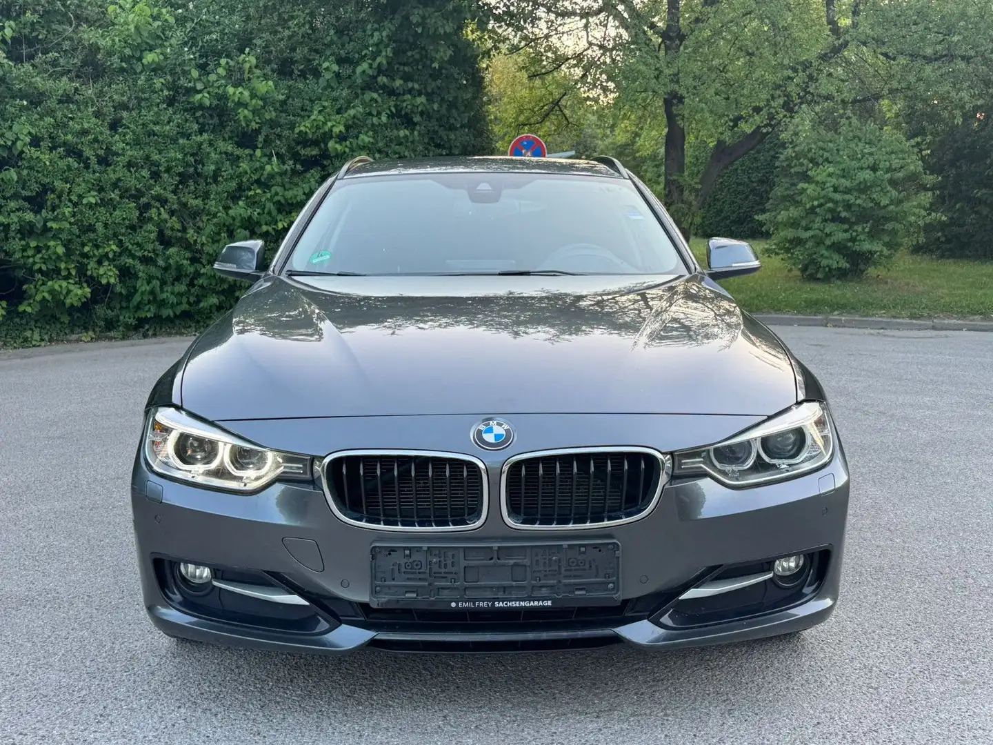 BMW 320 d xDrive Touring Sport Line Head-Up Kamera Gris - 2
