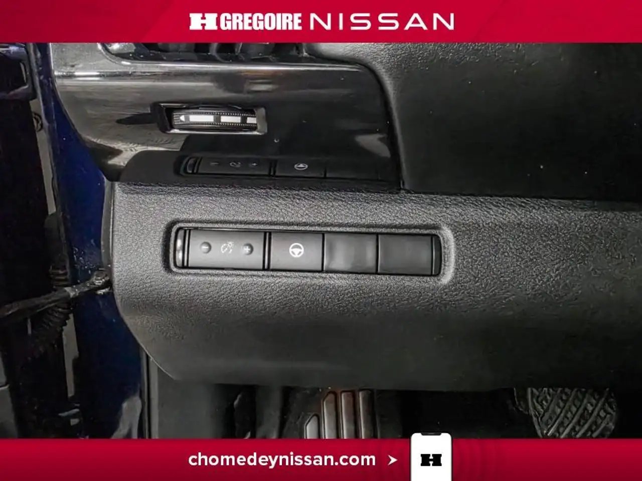 Nissan Pathfinder photo Nissan Pathfinder