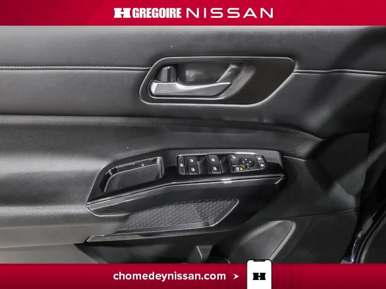 Nissan Pathfinder photo Nissan Pathfinder
