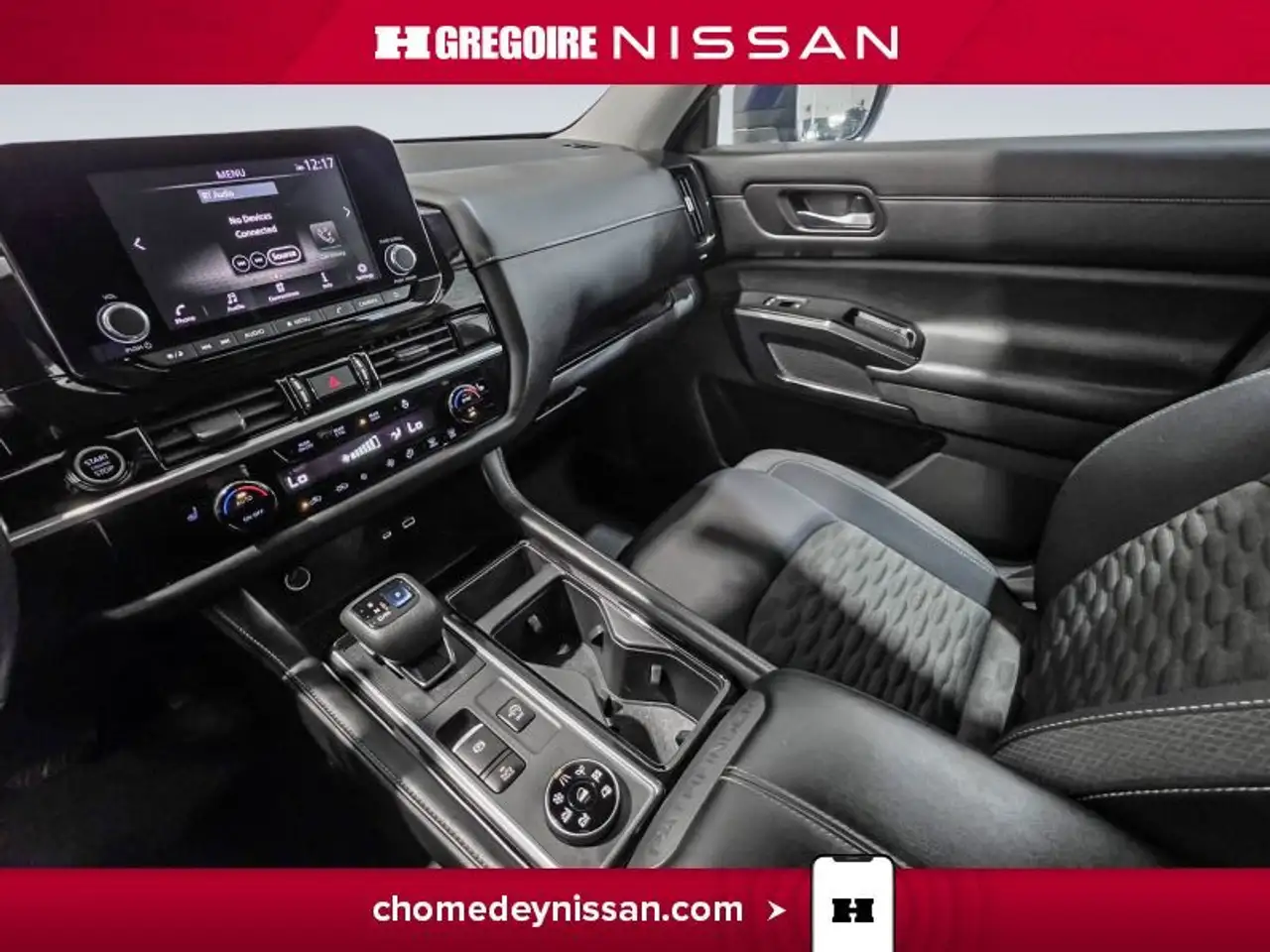 Nissan Pathfinder photo Nissan Pathfinder