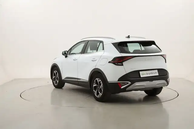 Kia Sportage view 3