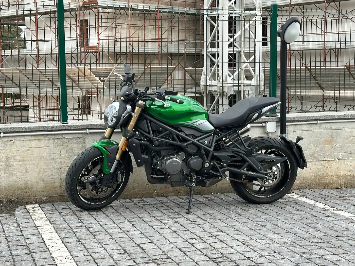 Benelli 752 S - 1