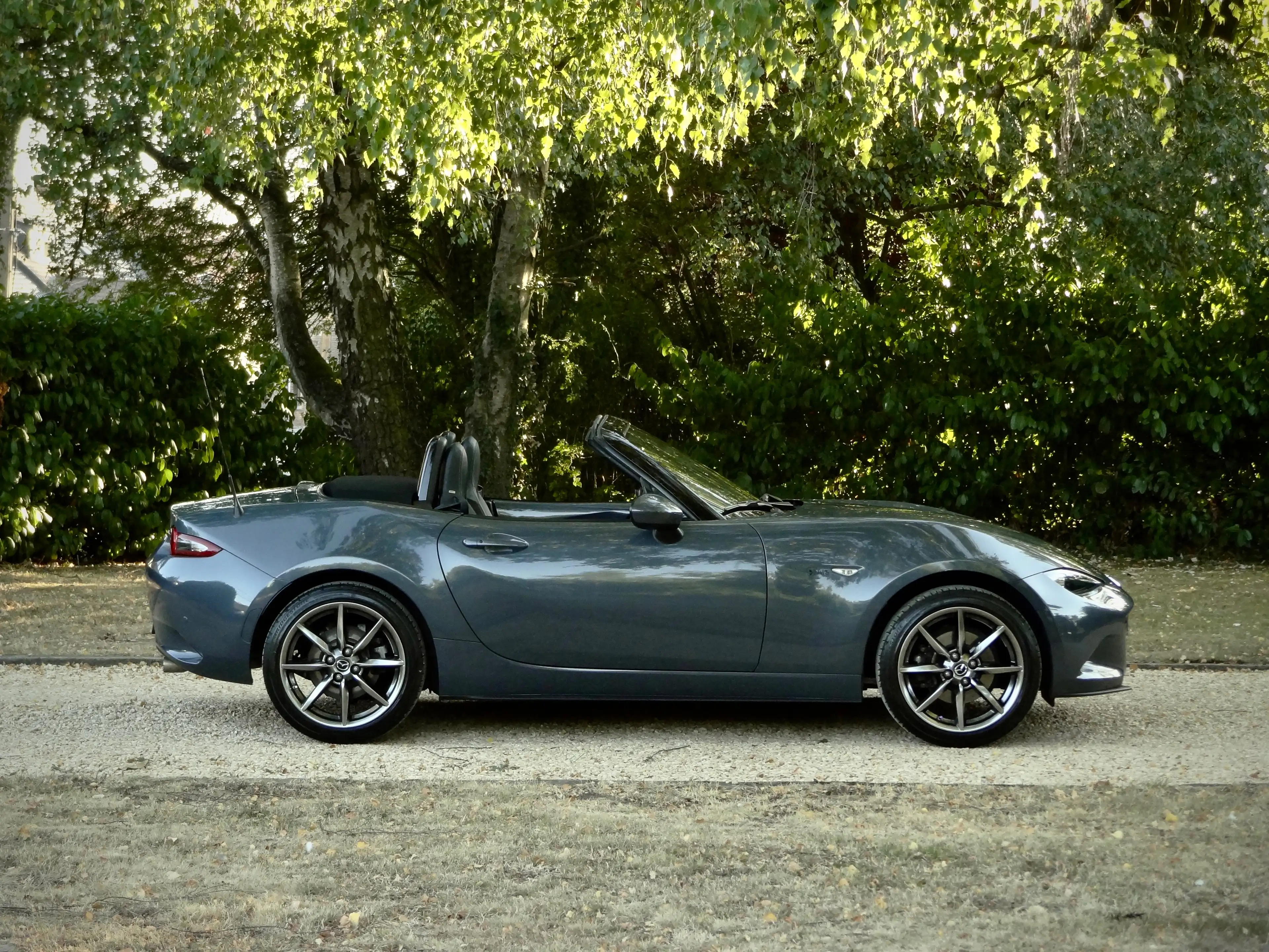 Mazda MX-5 ND2.5 184 ** POLYMETAL GREY - CARPLAY BT - CAM - BOSE ** — photo 6