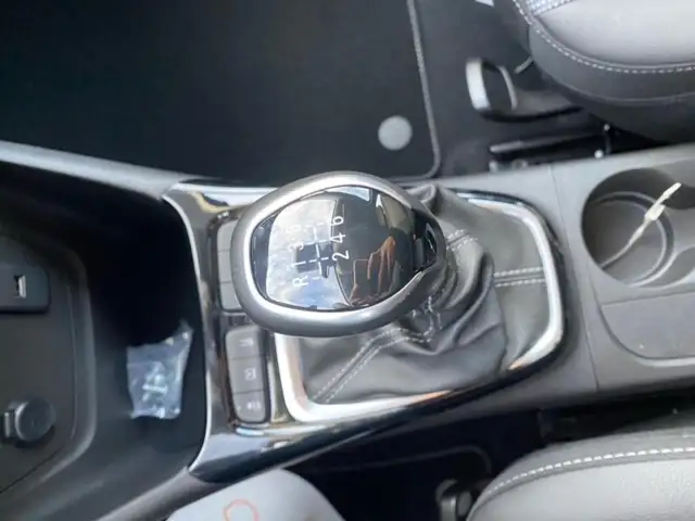 Opel Crossland view 24