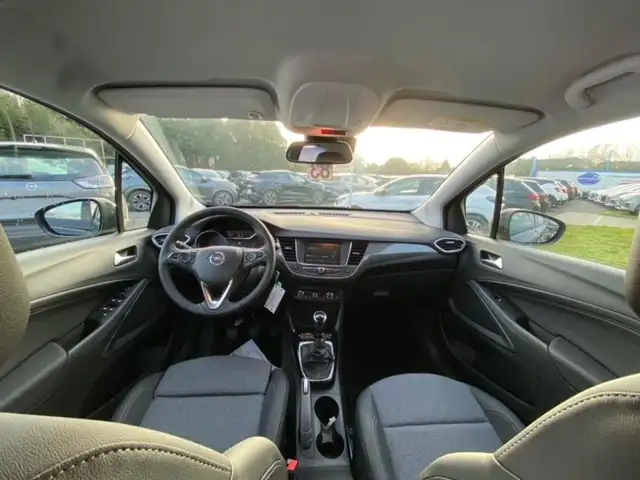 Opel Crossland view 4