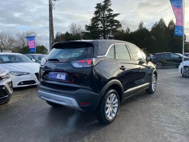 Opel Crossland view 3