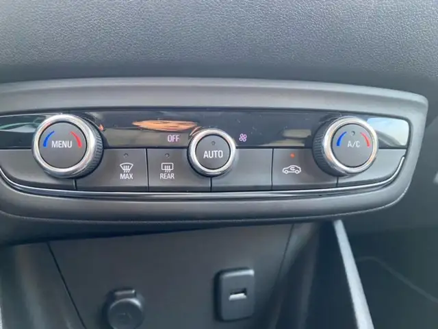 Opel Crossland view 29