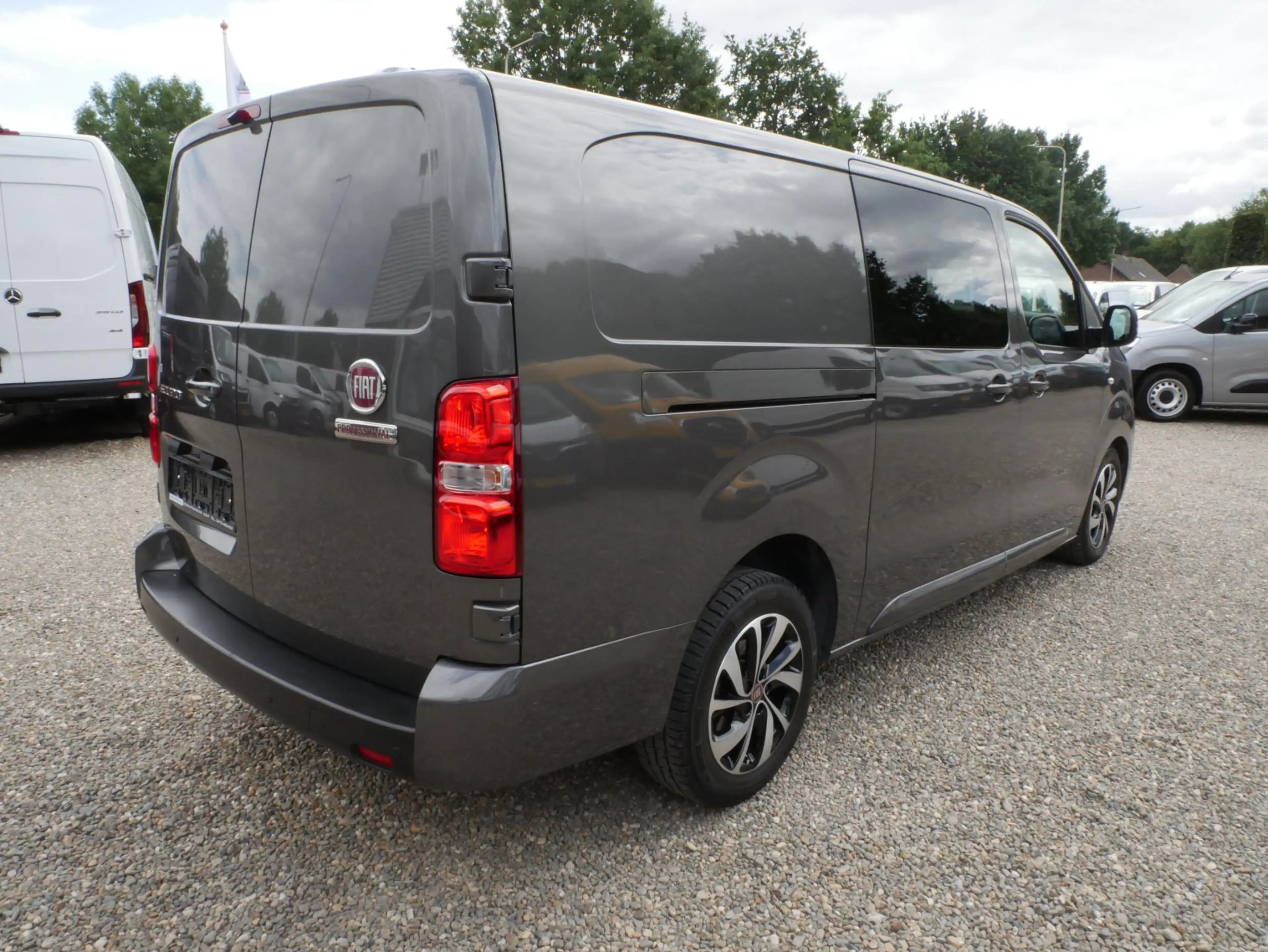 Fiat Scudo 2.0 MultiJet 145PK L3H1 Dubbel cabine Automaat — photo 3