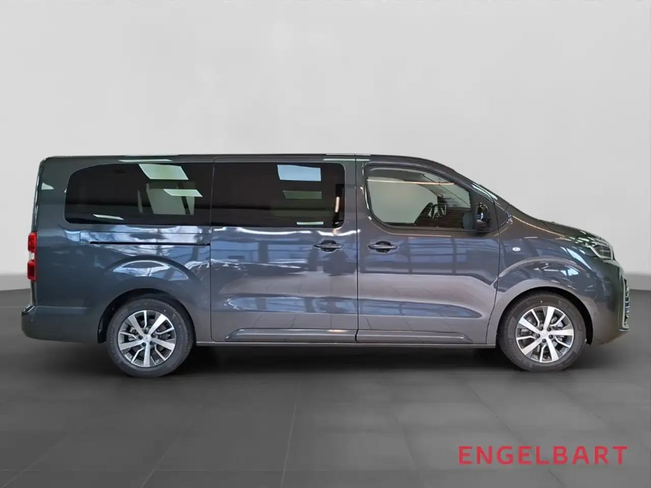 Toyota Proace Verso 2.2D L2 Exclusive 5