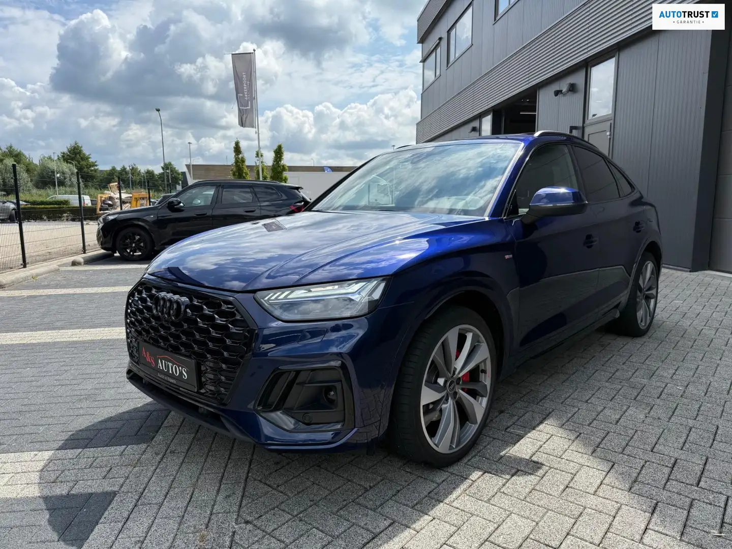 Audi Q5 Sportback 55 TFSI e Quattro Competition 3x S line Blauw - 1
