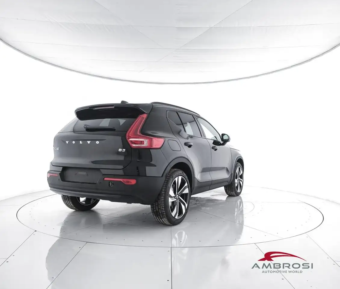 Volvo XC40 2026
