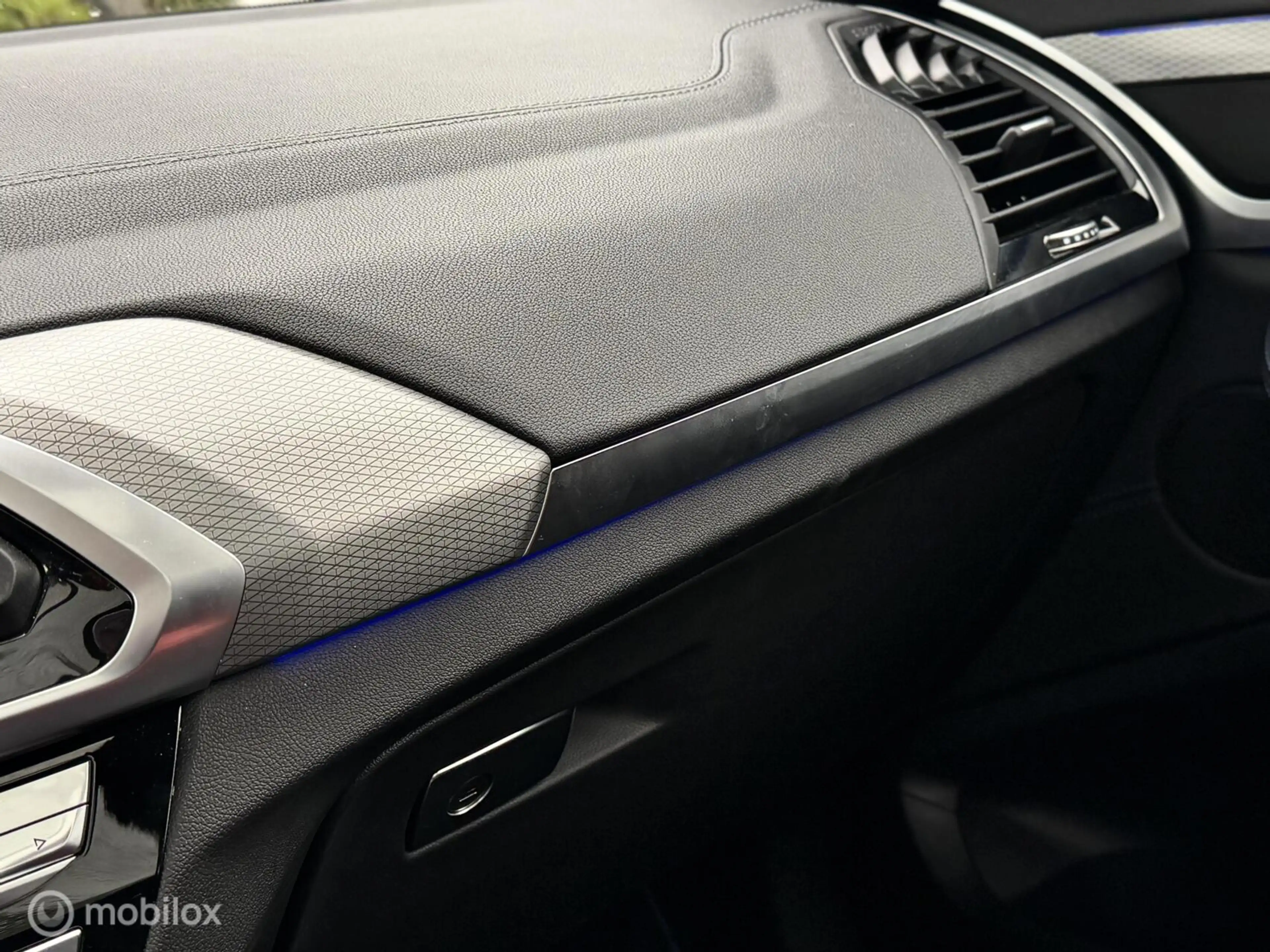 BMW X3 M40i xDrive High Executive | Pano | HUD | Memory — photo 28