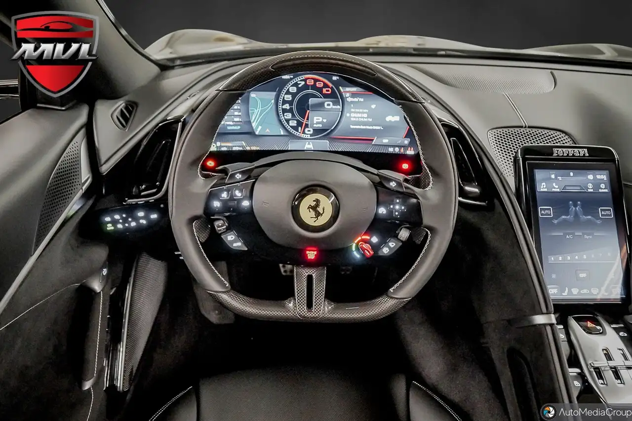 Ferrari Roma снимка Ferrari Roma