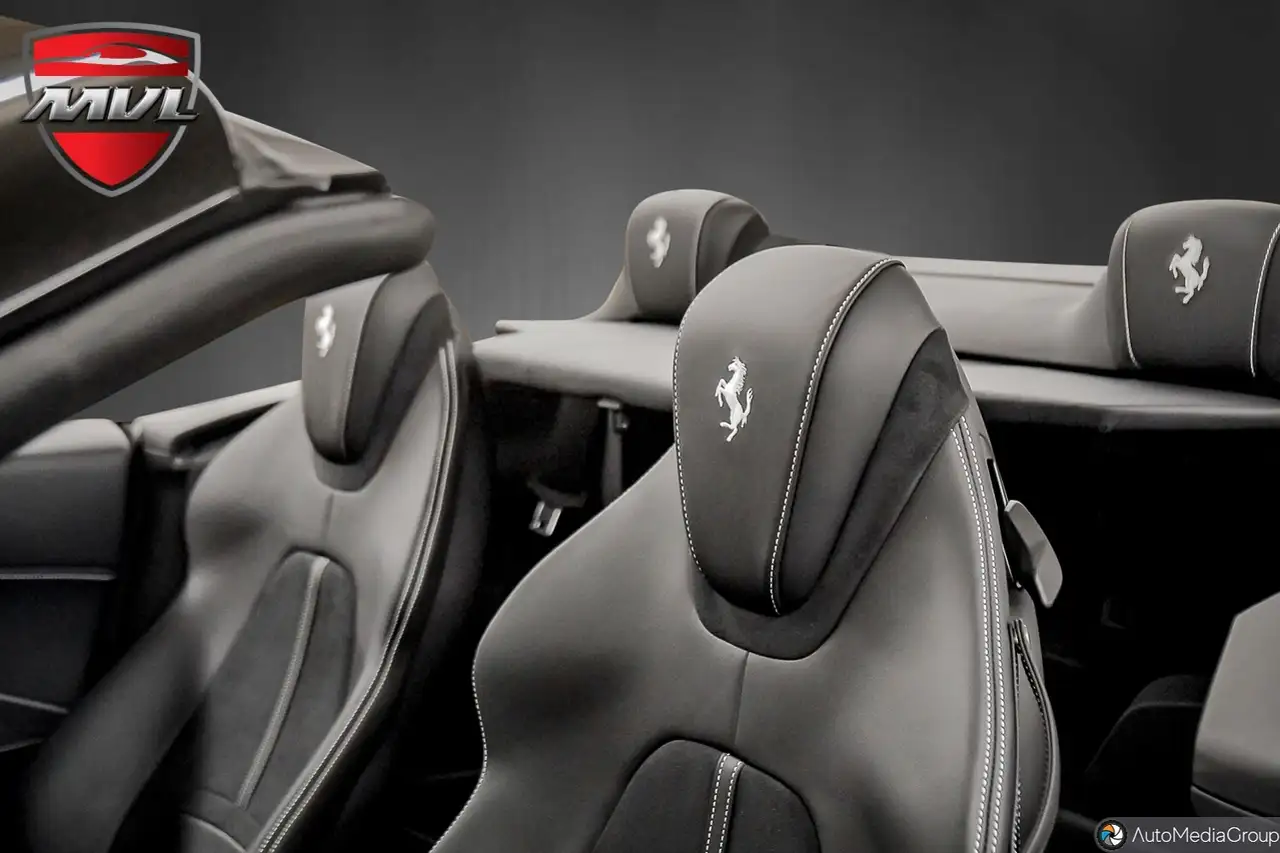 Ferrari Roma снимка Ferrari Roma