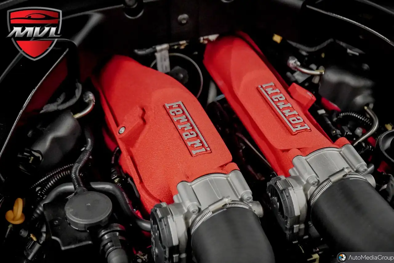 Ferrari Roma снимка Ferrari Roma
