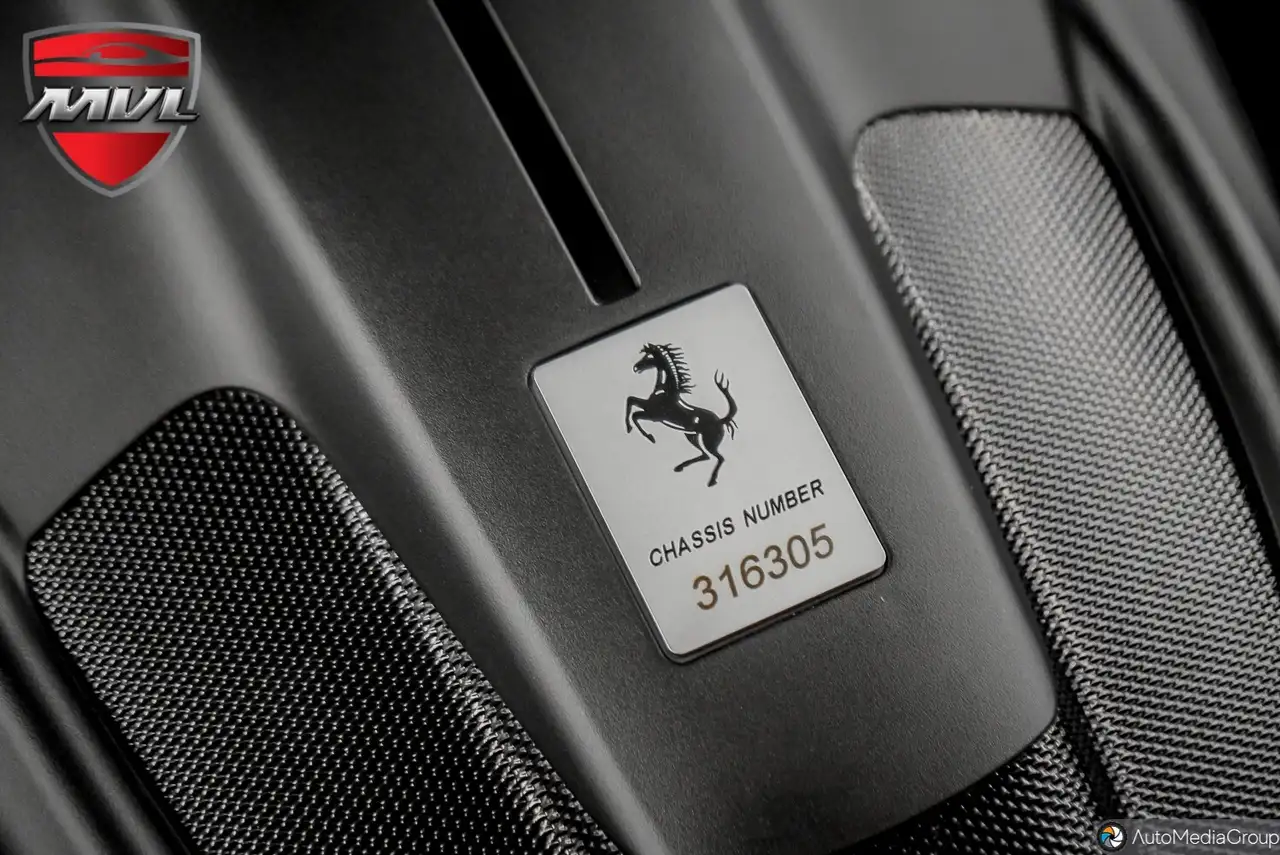 Ferrari Roma снимка Ferrari Roma